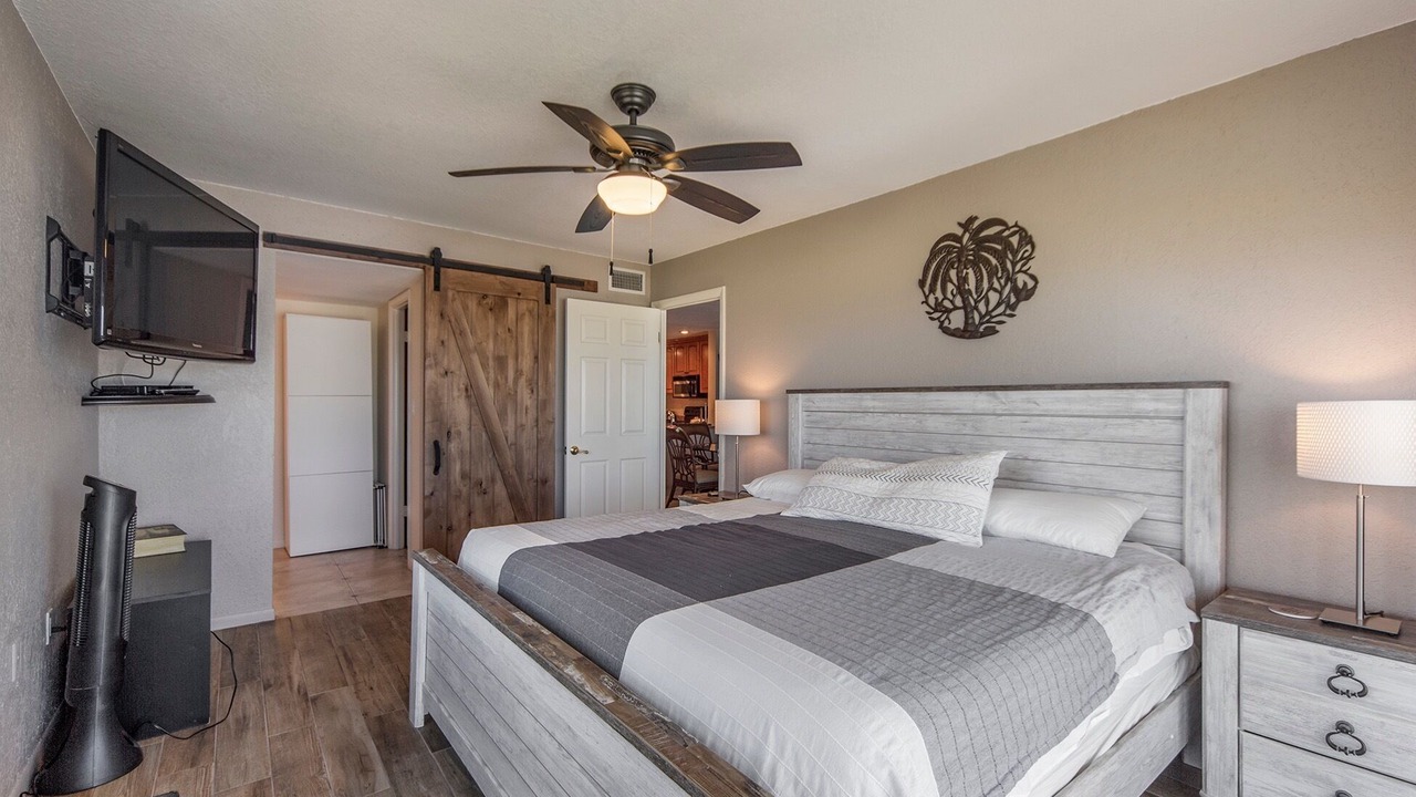 Photo of Bedroom in St. Petersburg - Clearwater