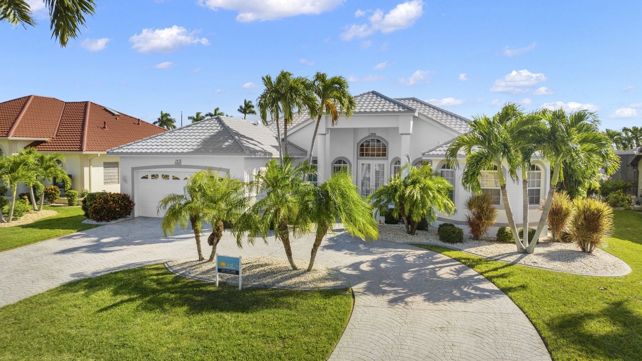 Photo of Outdoor in Pelican