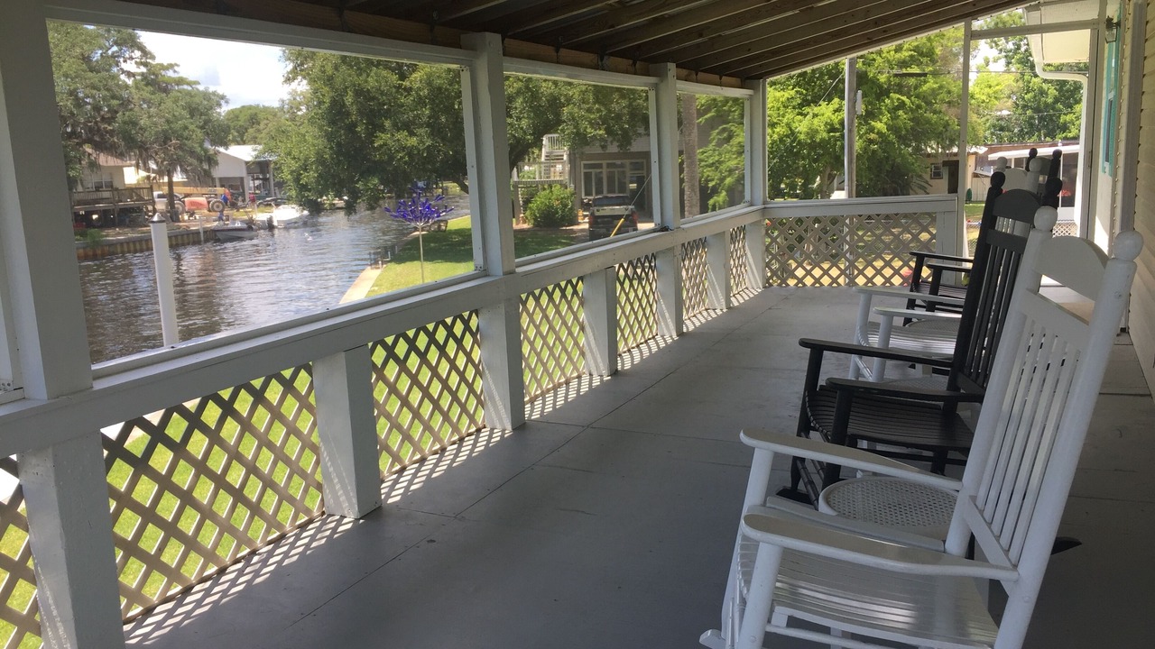 Photo of Patio Balcony in Suwannee