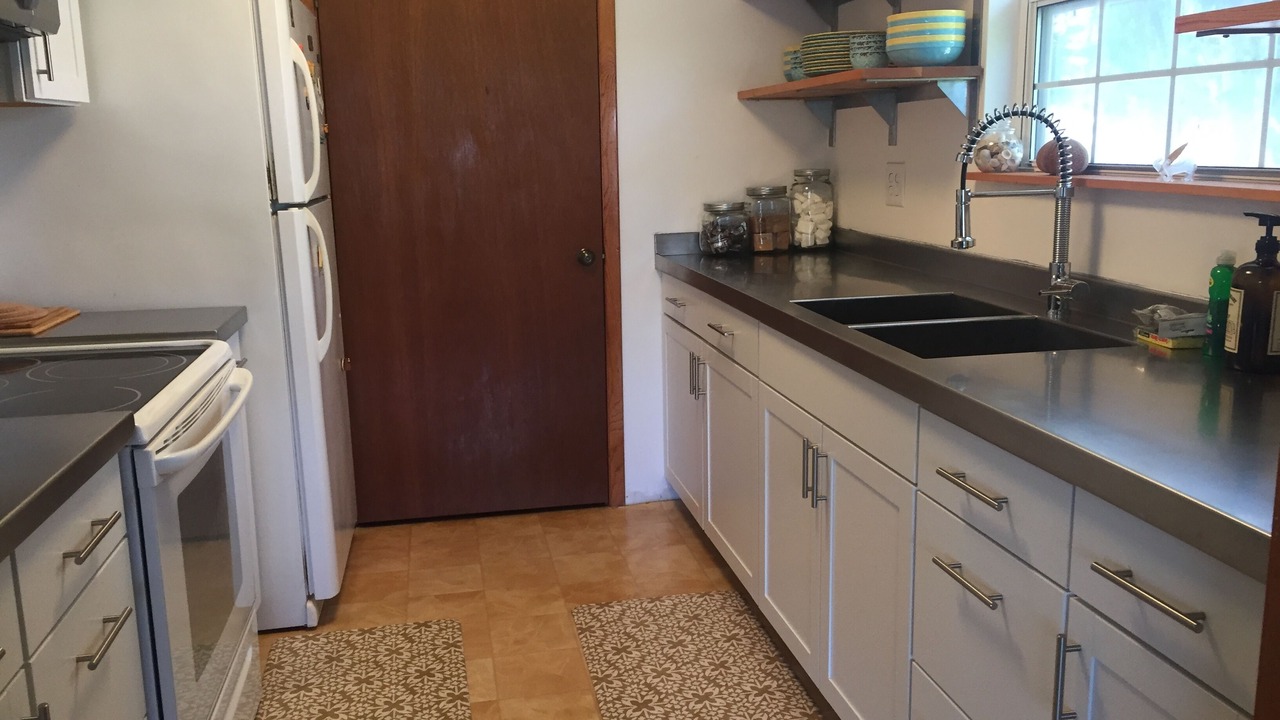 Photo of Kitchen in Suwannee
