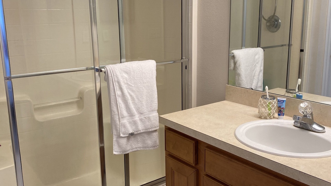 Photo of Bathroom in Sandy Ridge