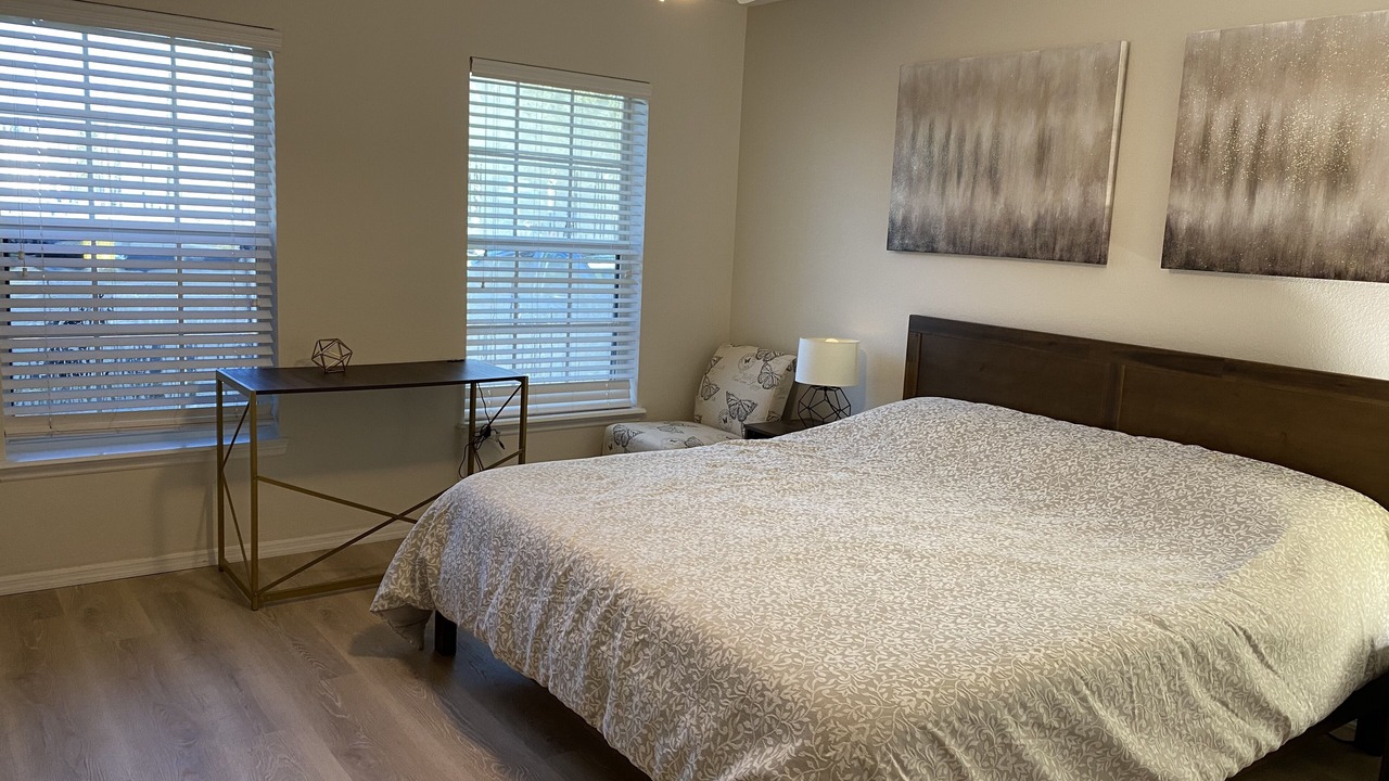 Photo of Bedroom in Sandy Ridge