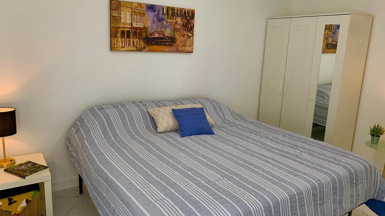 Photo of Bedroom in South Palm Park Neighborhood Association