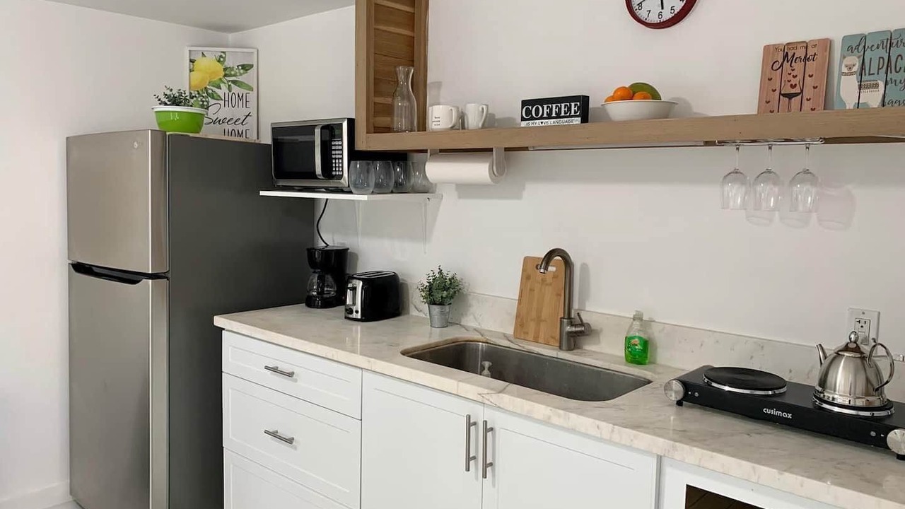Photo of Kitchen in South Palm Park Neighborhood Association