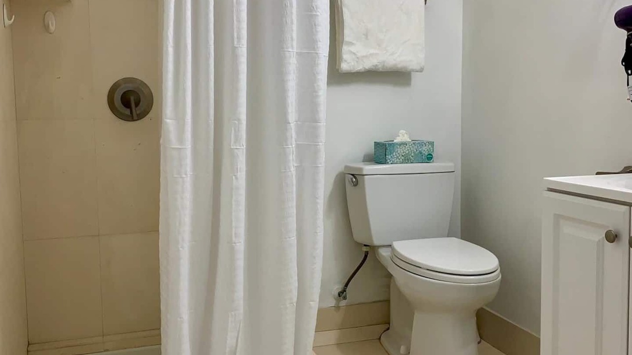Photo of Bathroom in South Palm Park Neighborhood Association