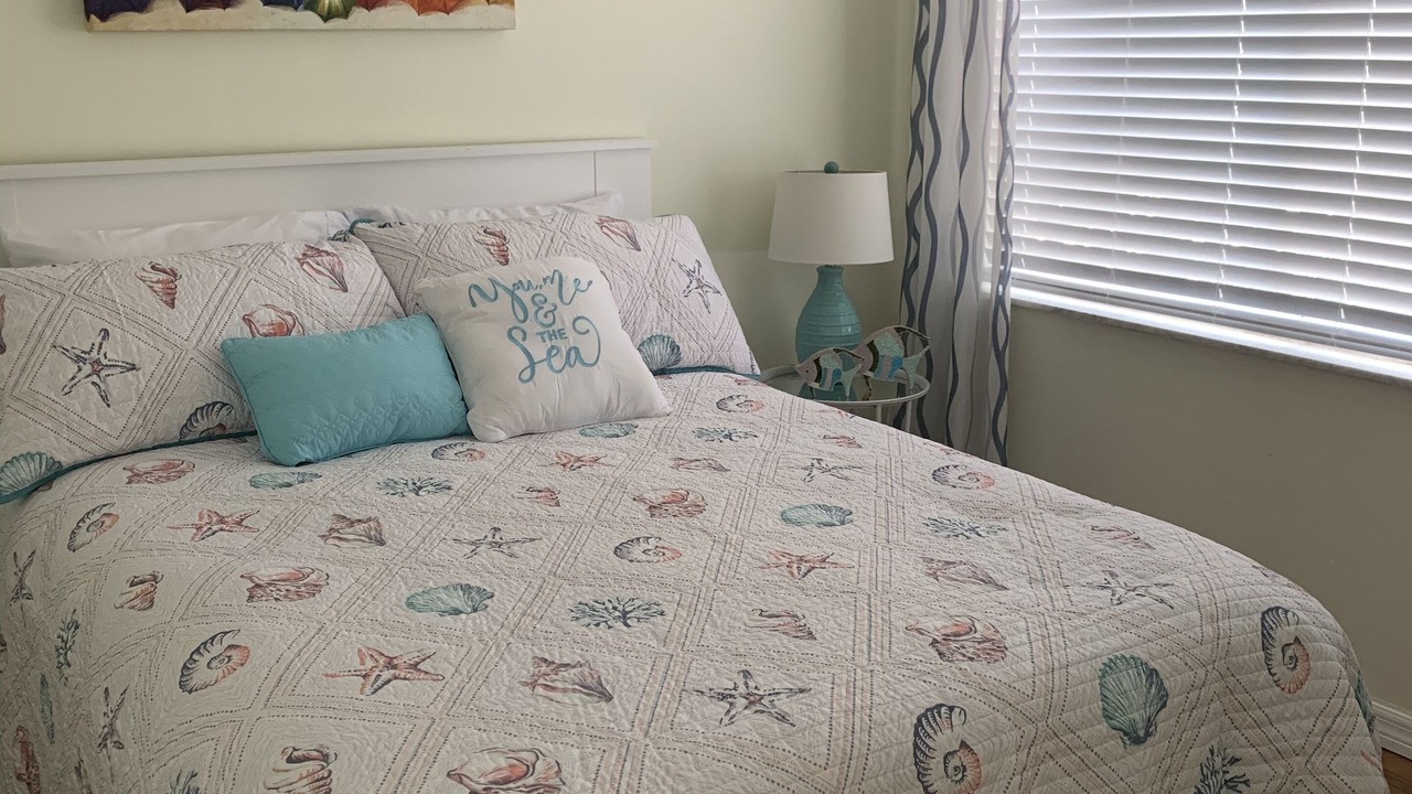 Photo of Bedroom in Apollo Beach