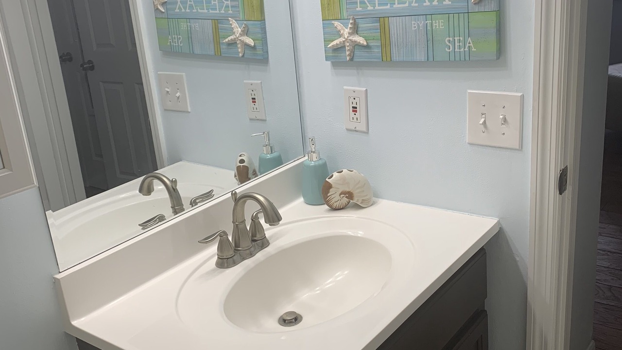 Photo of Bathroom in Apollo Beach