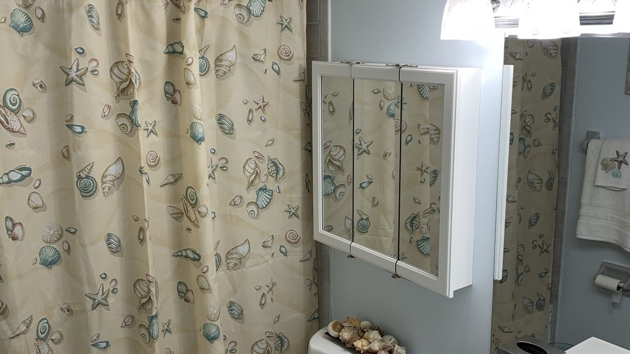 Photo of Bathroom in Apollo Beach