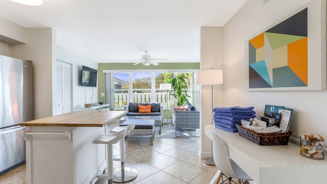 Photo of Livingroom in Park Shore