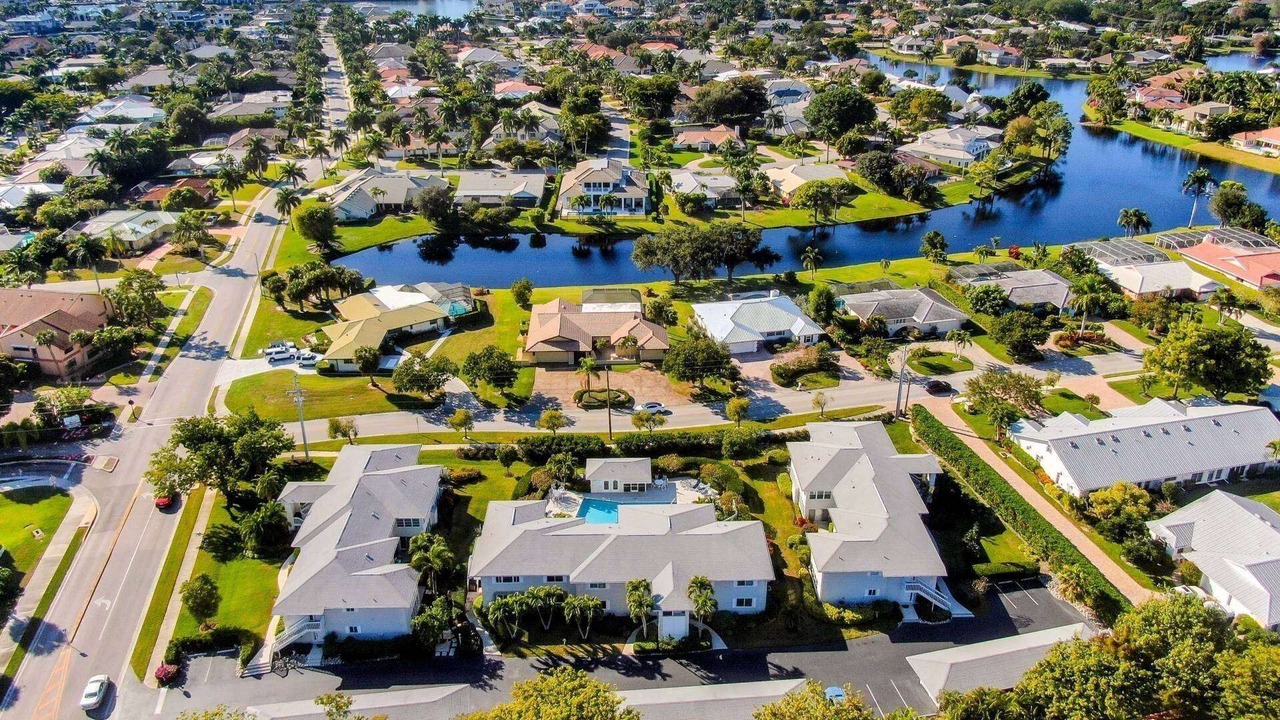 Photo of Outdoor in Park Shore