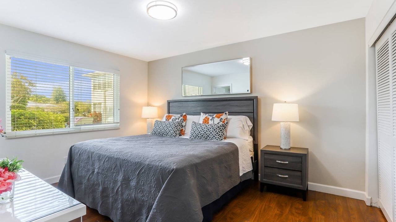 Photo of Bedroom in Park Shore