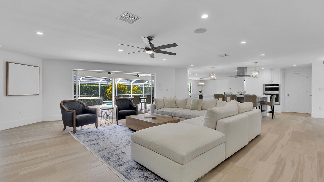 Photo of Livingroom in Moorings