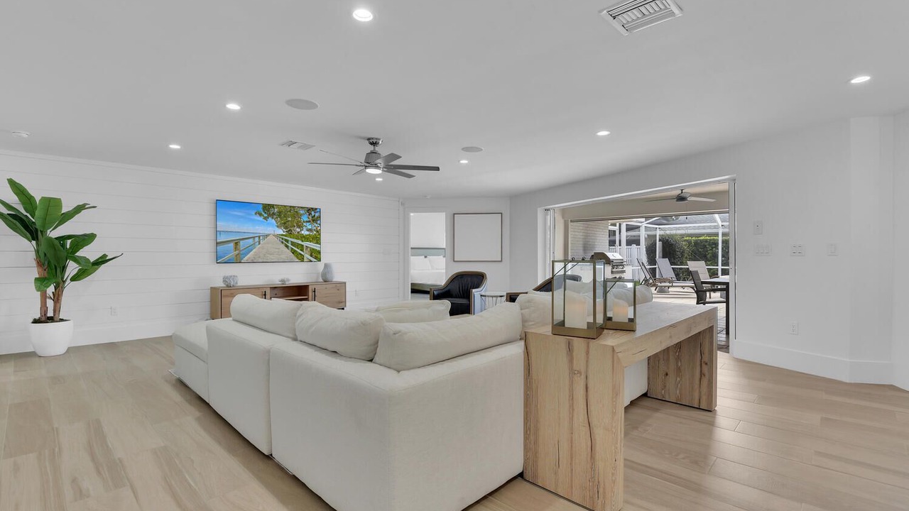 Photo of Livingroom in Moorings