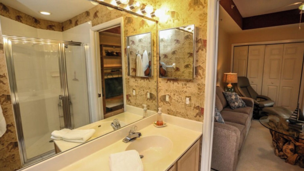 Photo of Bathroom in South Island