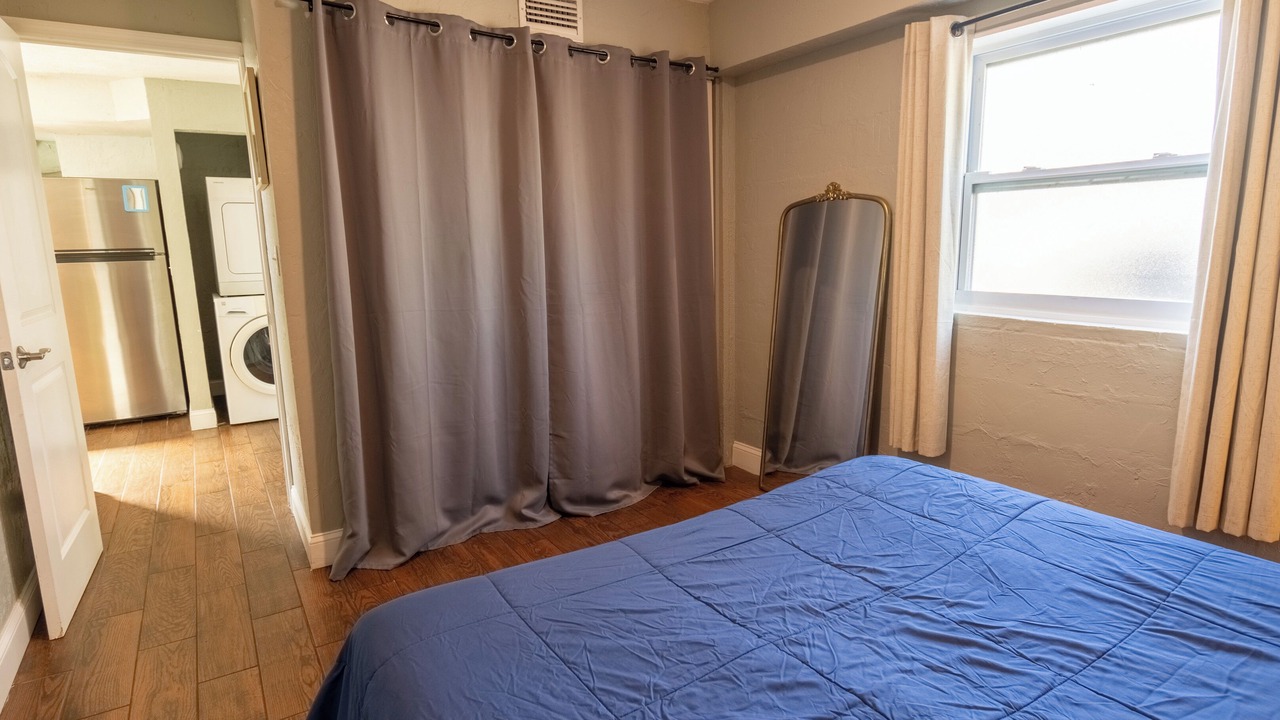 Photo of Bedroom in United Central