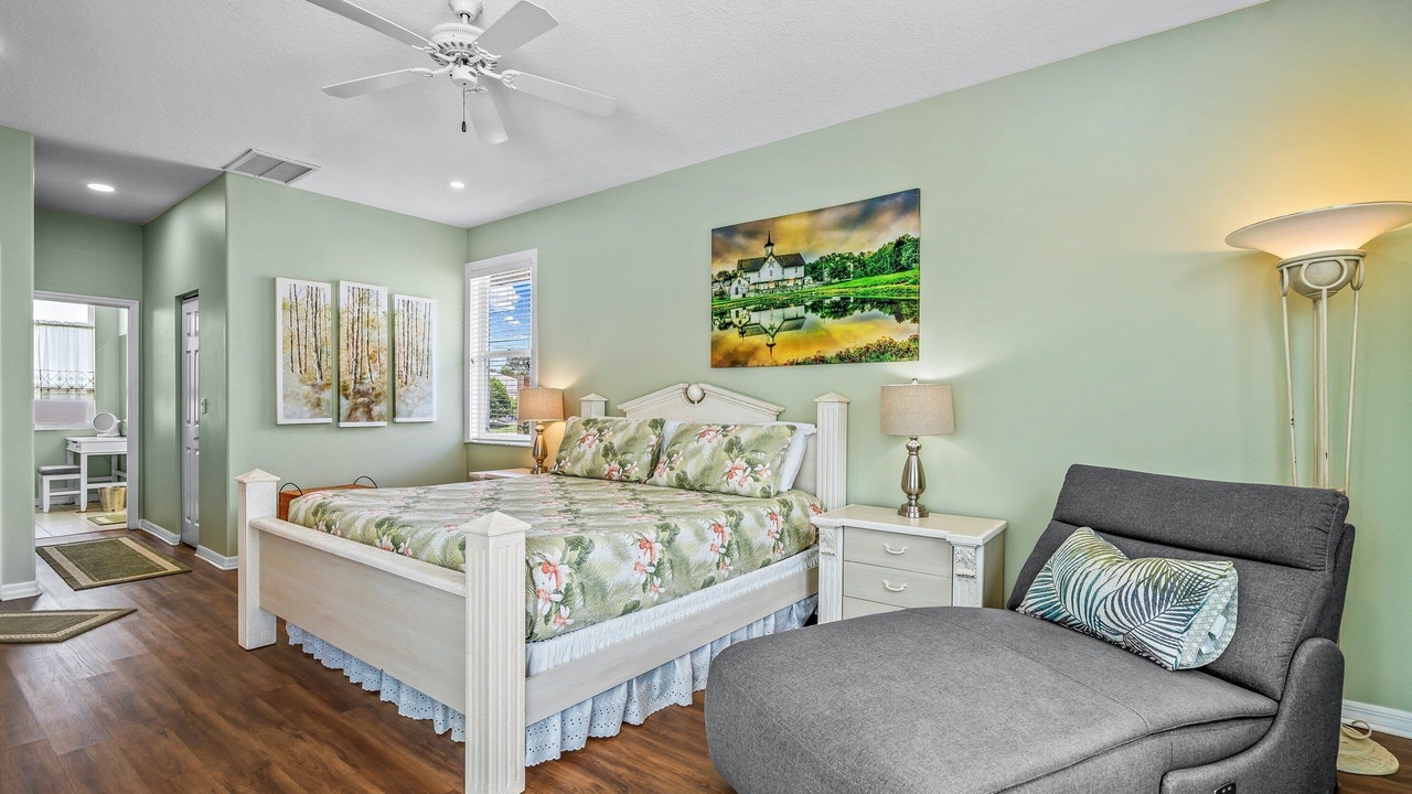 Photo of Bedroom in Trailer Estates