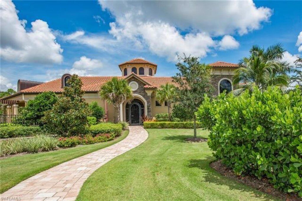 Photo of Outdoor in Naples