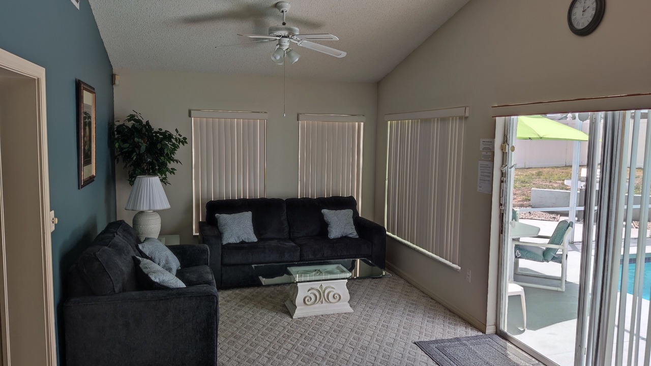 Photo of Livingroom in Briargrove