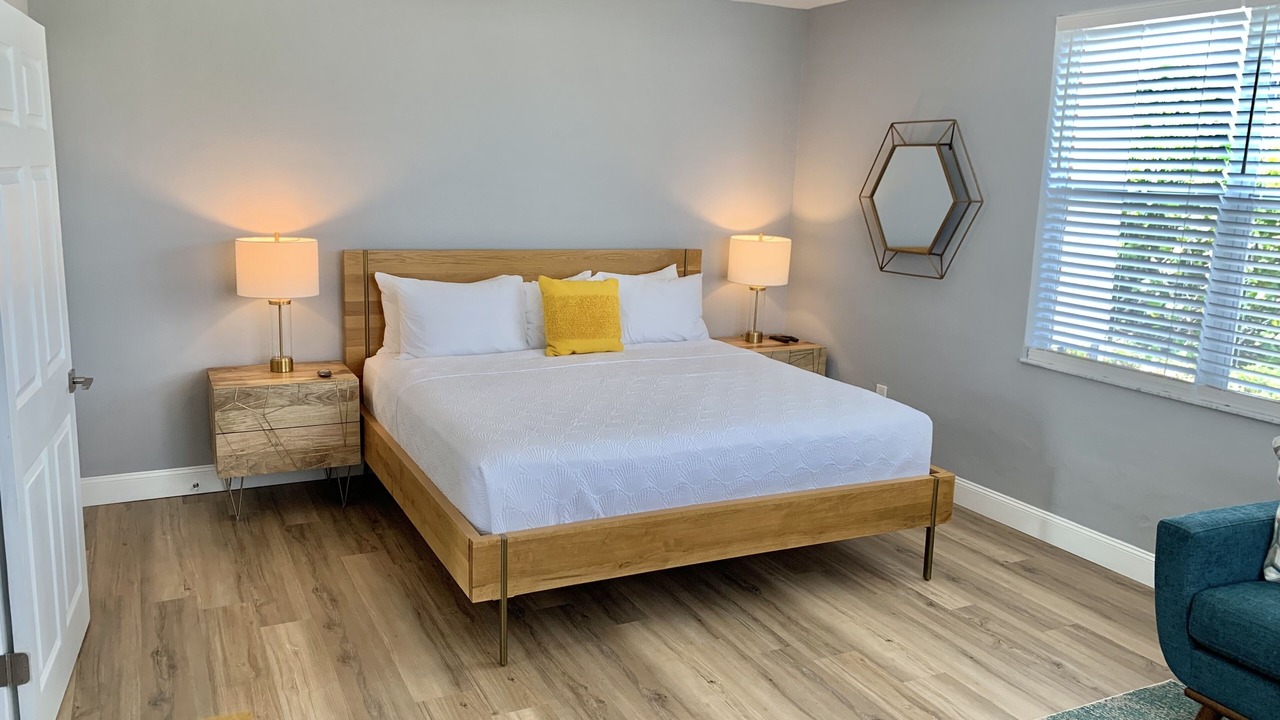 Photo of Bedroom in Golden Beach