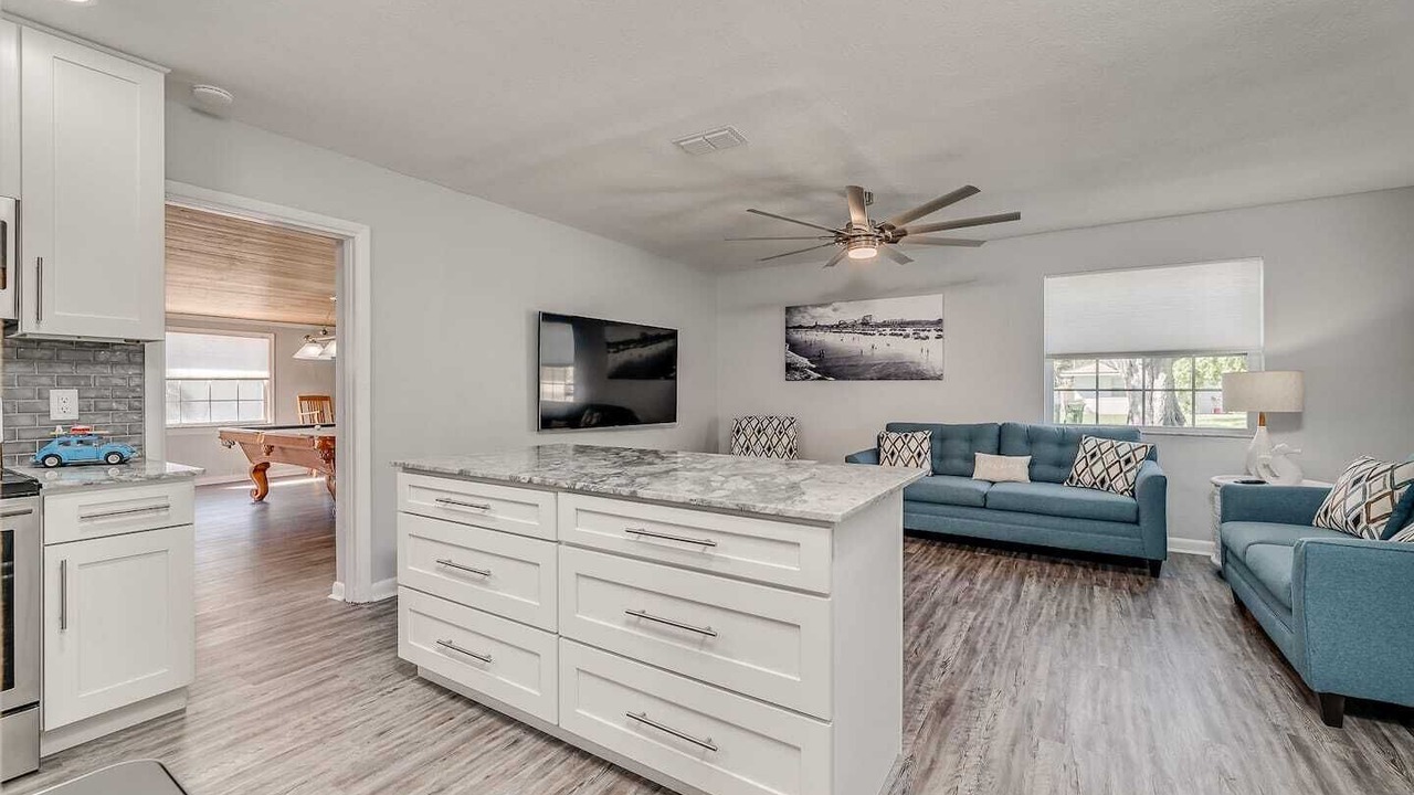 Photo of Livingroom in Jacksonville Beach