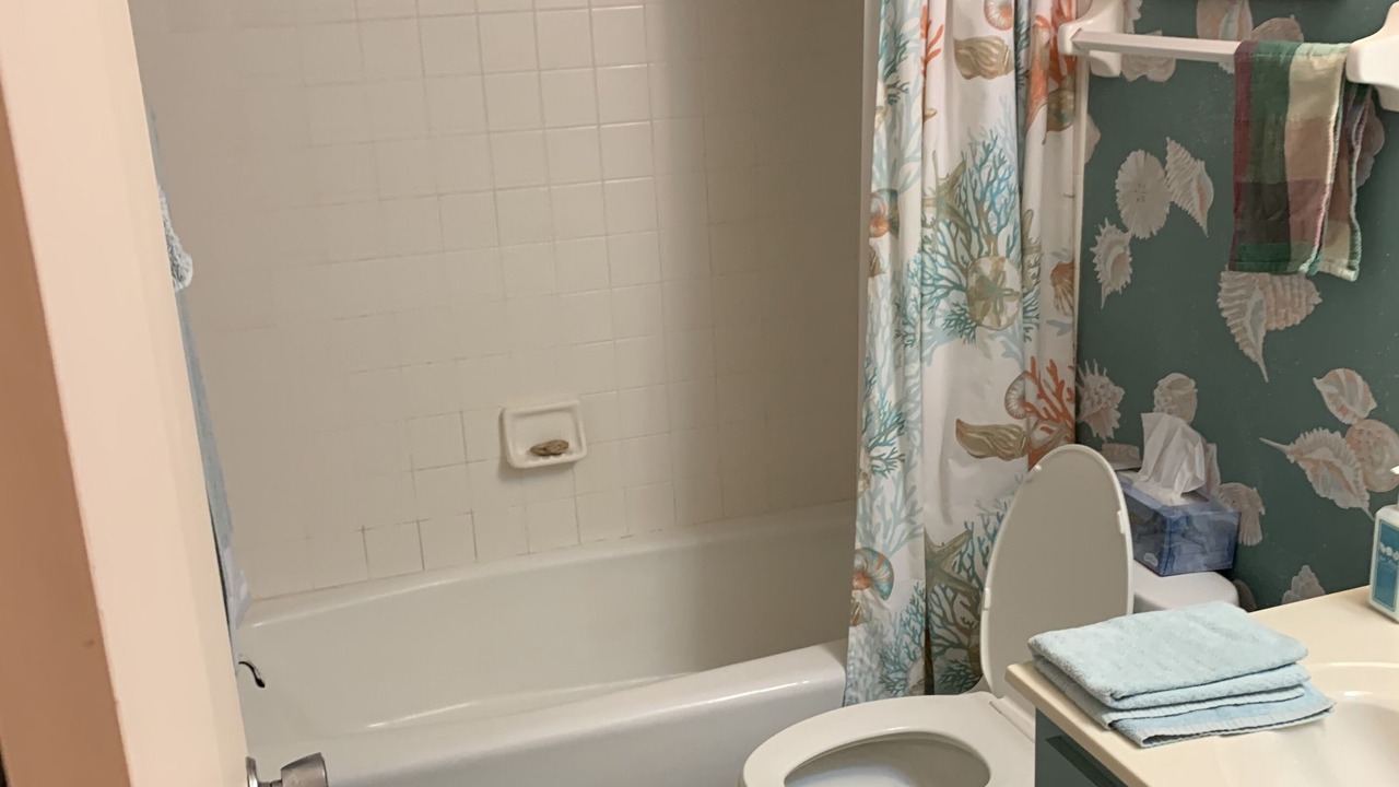 Photo of Bathroom in Curran Shores North