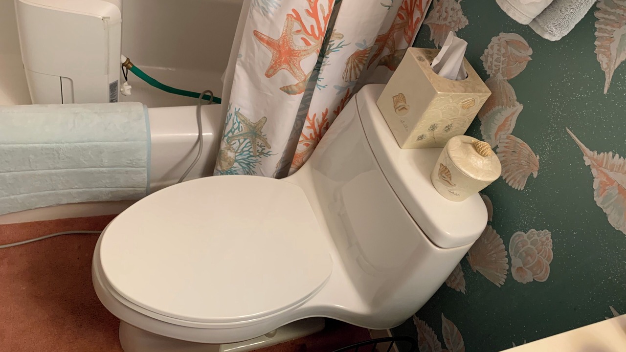 Photo of Bathroom in Curran Shores North