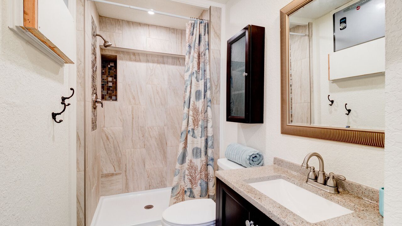 Photo of Bathroom in Horton Shores