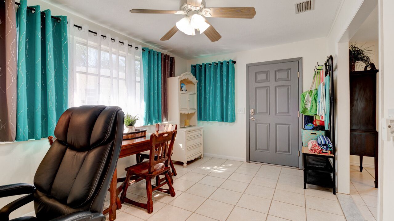 Photo of Bedroom in Horton Shores
