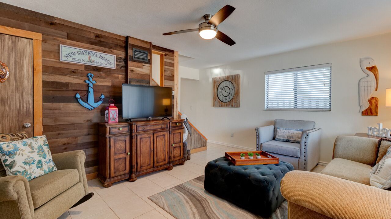 Photo of Livingroom in Horton Shores