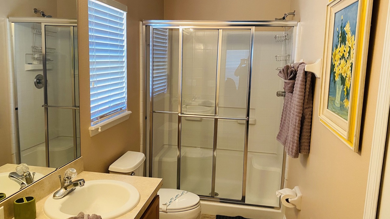 Photo of Bathroom in Sandy Ridge