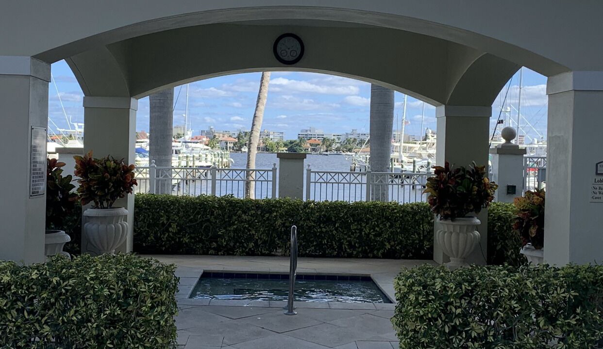 Photo of Outdoor in East Ocean Ave