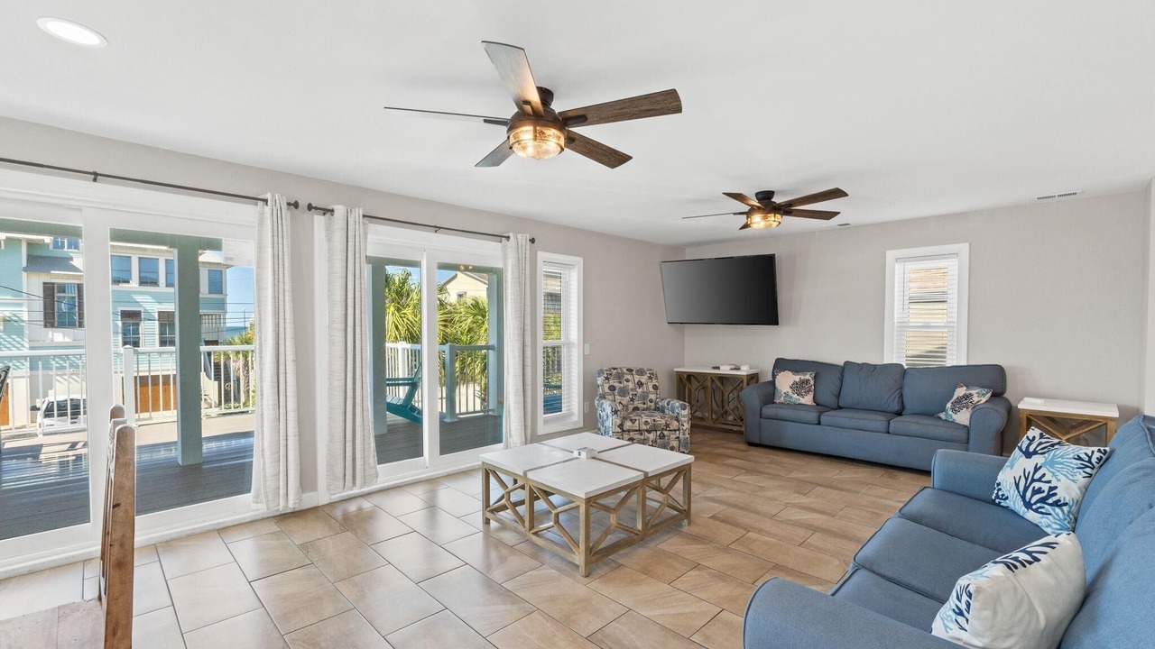 Photo of Patio Balcony in Holiday Beach