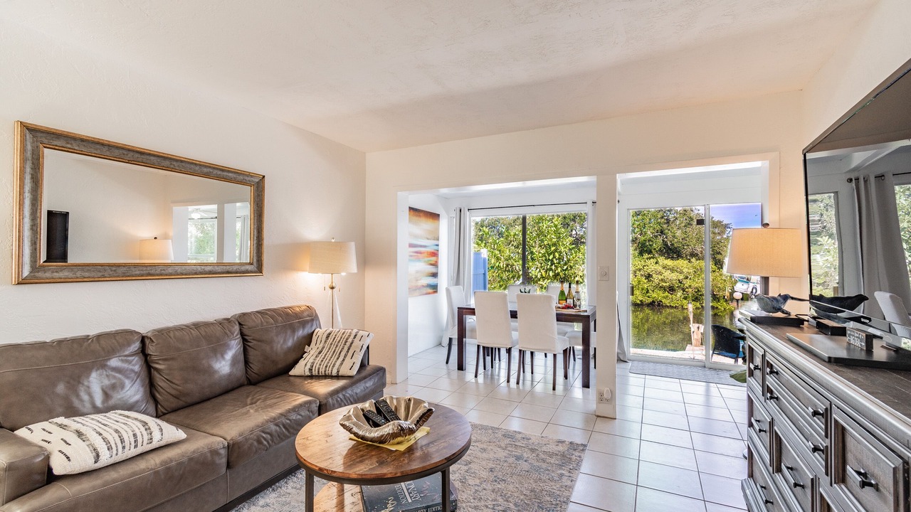 Photo of Livingroom in Ozona