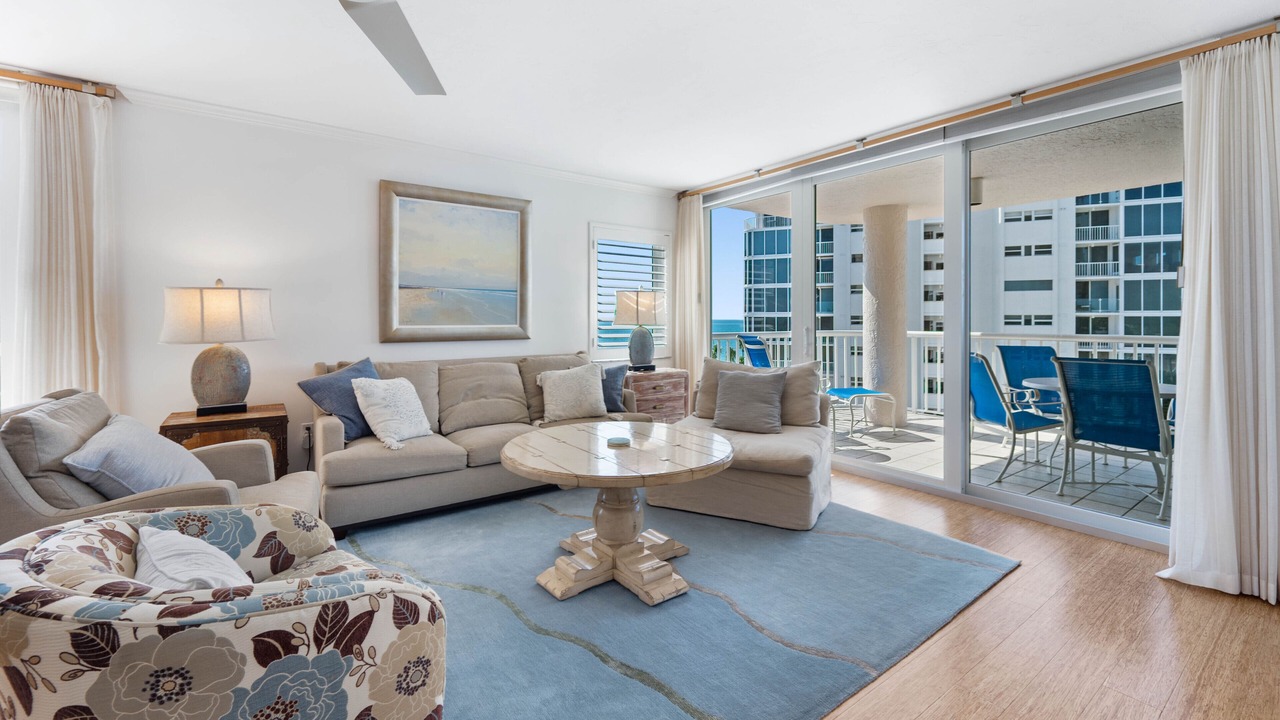 Photo of Livingroom in Park Shore