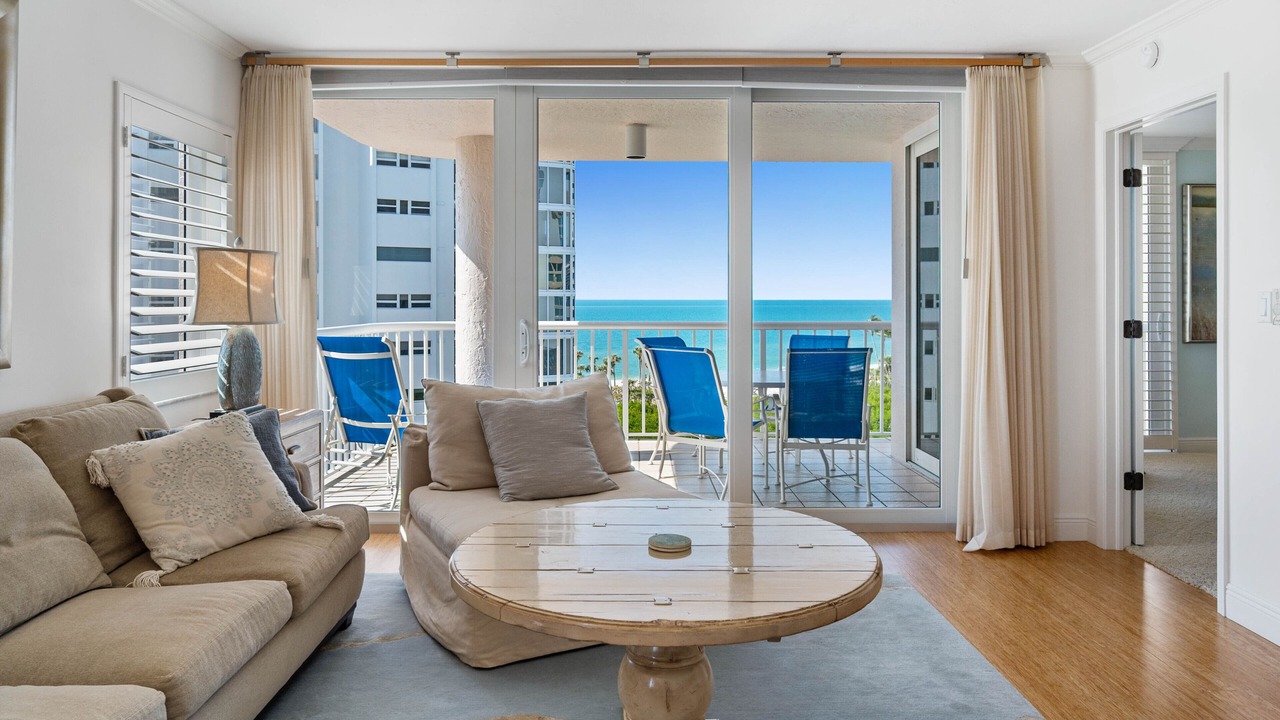 Photo of Livingroom in Park Shore