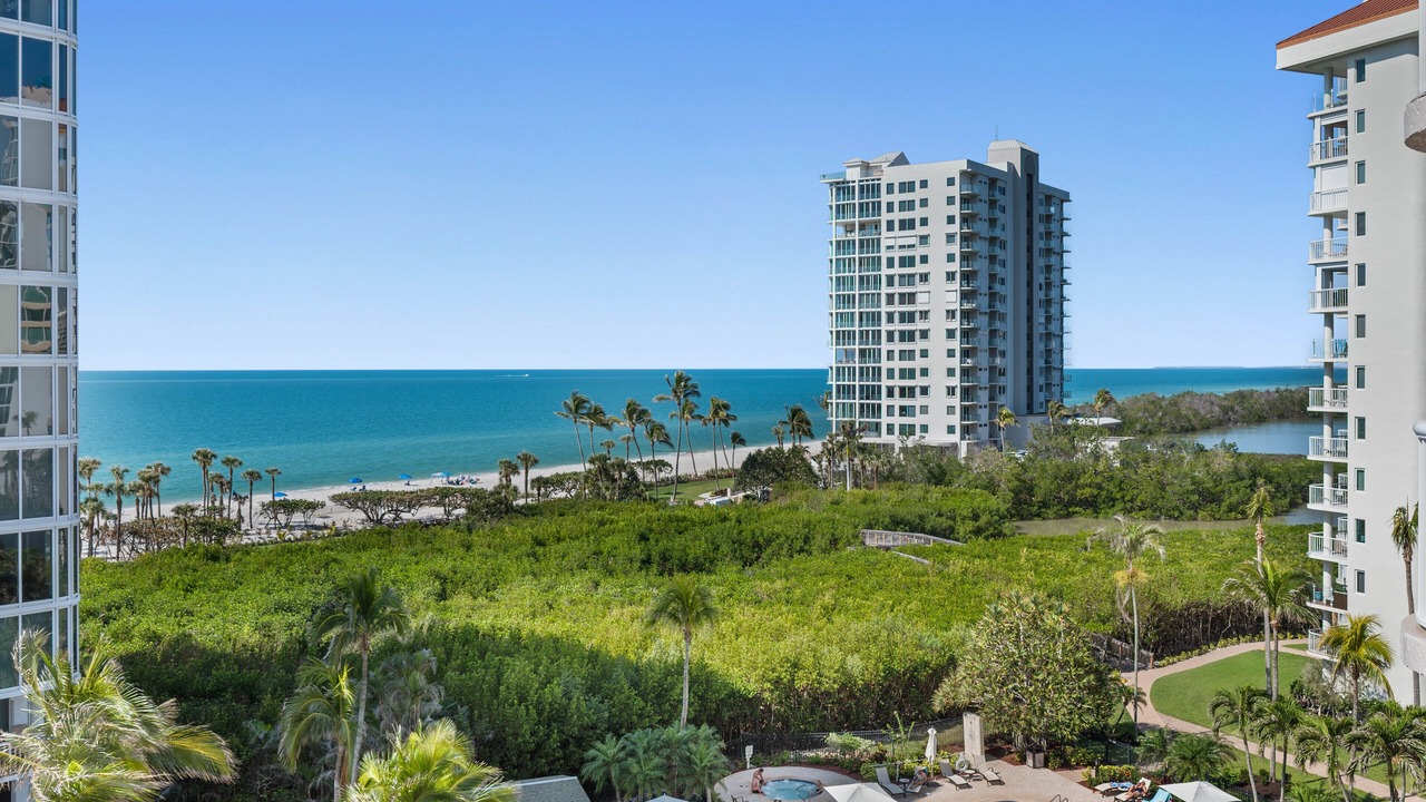 Photo of Outdoor in Park Shore