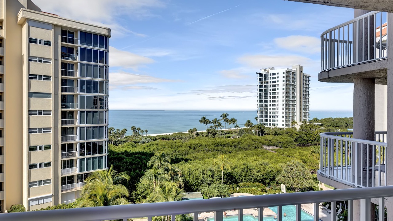 Photo of Outdoor in Park Shore