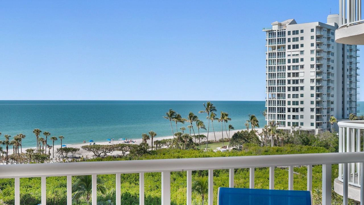 Photo of Outdoor in Park Shore
