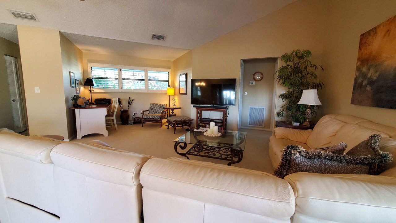 Photo of Livingroom in Bella Vista