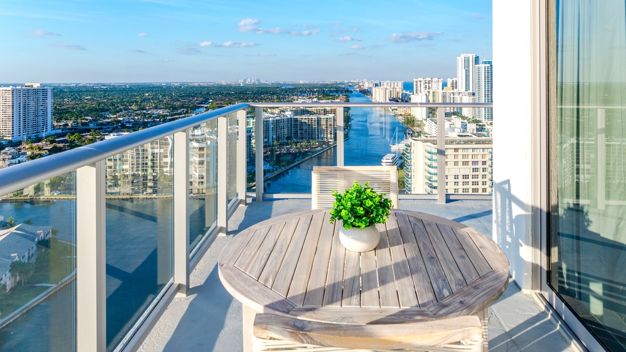 Photo of Patio Balcony in Hallandale Beach