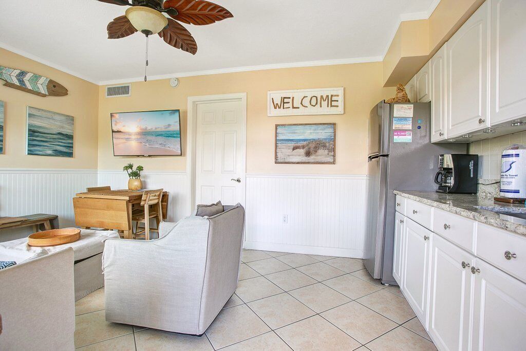 Photo of Livingroom in Bay Esplanade