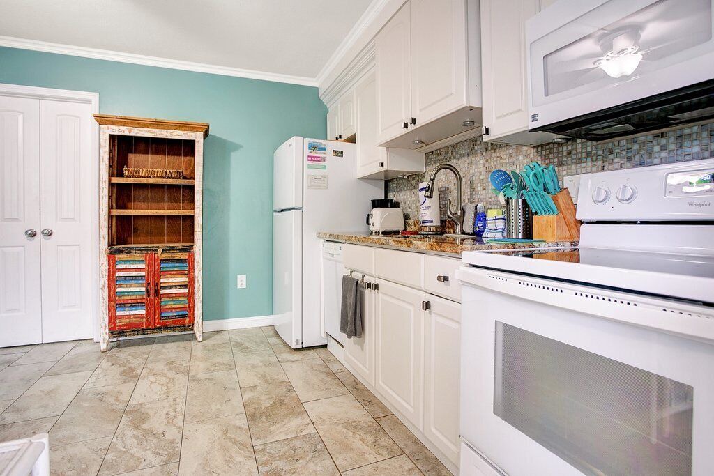 Photo of Kitchen in Bay Esplanade