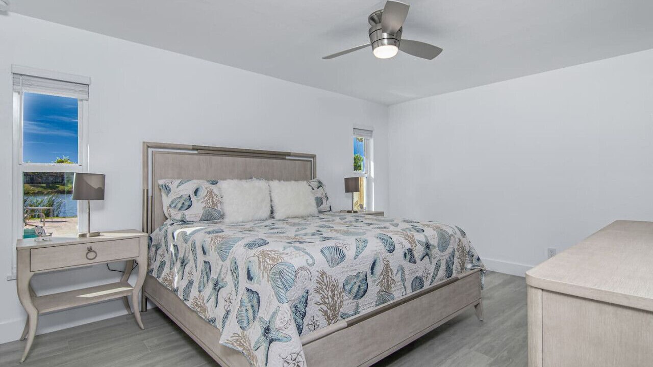 Photo of Bedroom in Bonita Springs