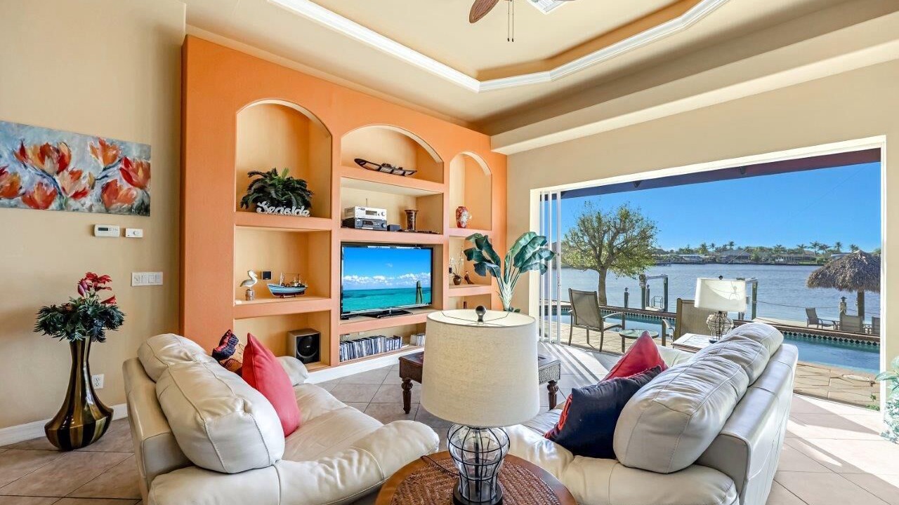 Photo of Livingroom in Eight Lakes