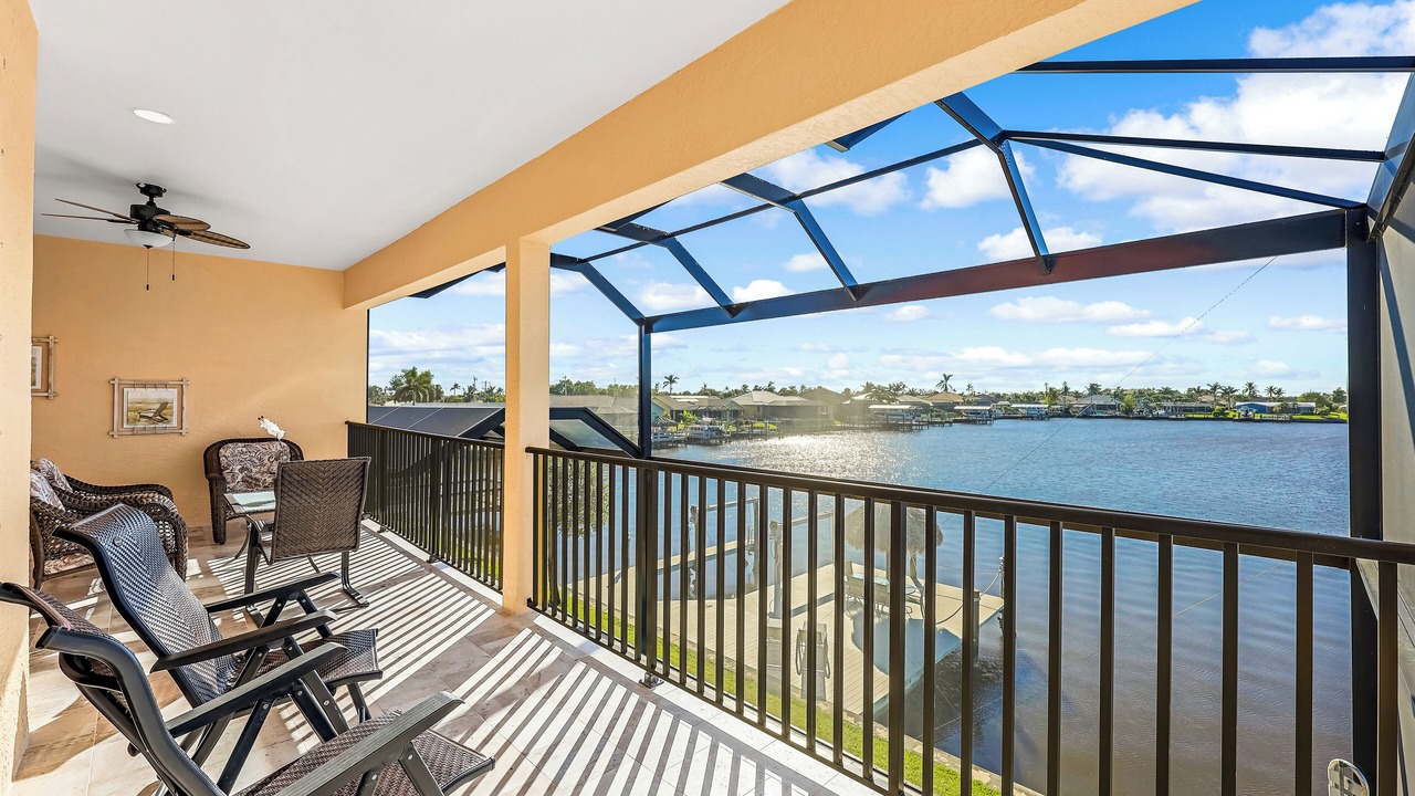 Photo of Patio Balcony in Eight Lakes