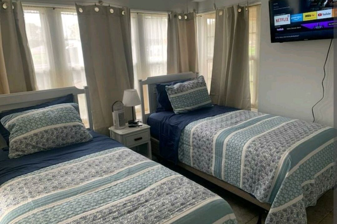 Photo of Bedroom in Pinellas Point