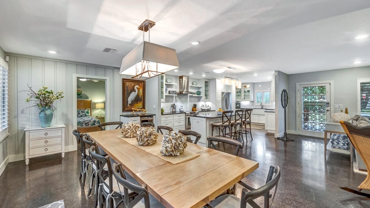 Photo of Livingroom in Saint Armands Key