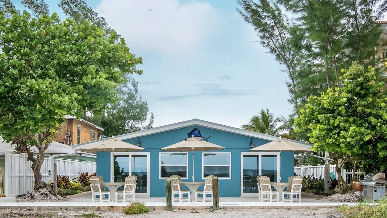 Photo of Others in Whitney Beach