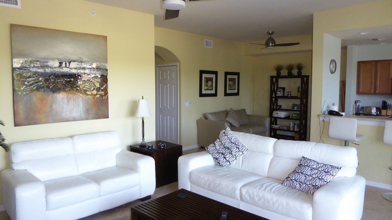 Photo of Livingroom in Naples