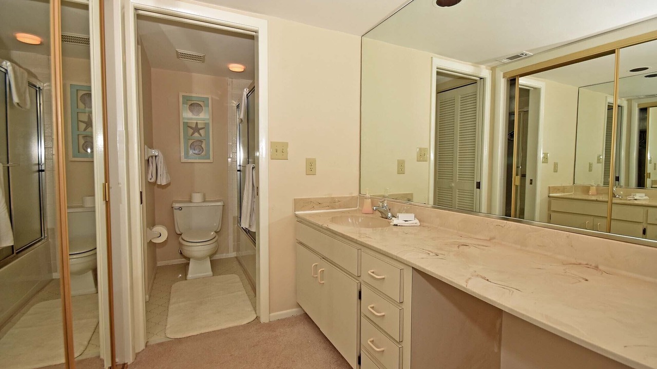 Photo of Bathroom in Englewood